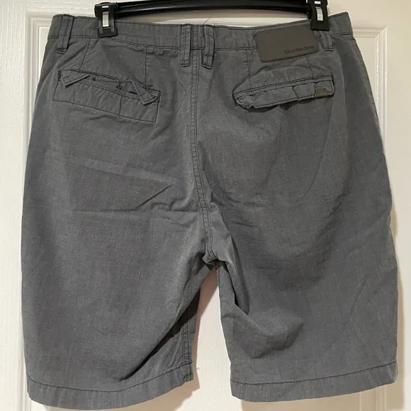 Gray Men shorts - Picture 3 of 4